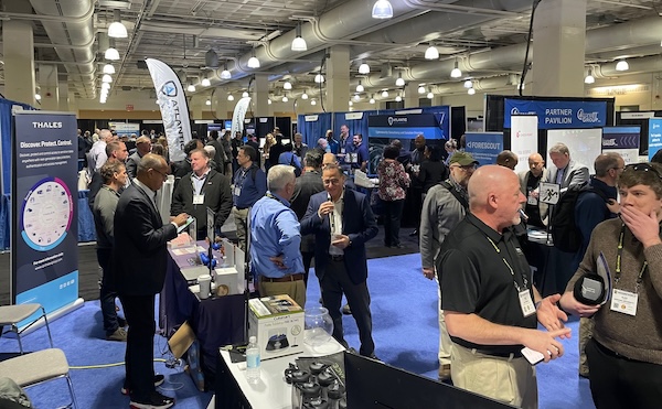 Tz6h5pj - Imgur professionals at secure world convention mingle